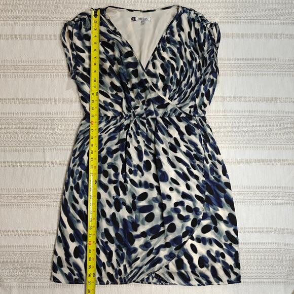 Jennifer Lopez Abstract Print Wrap Dress Size XL NEW - Picture 4 of 6
